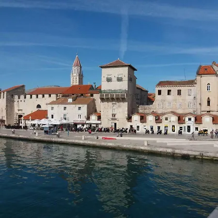 Appartement Zora Trogir